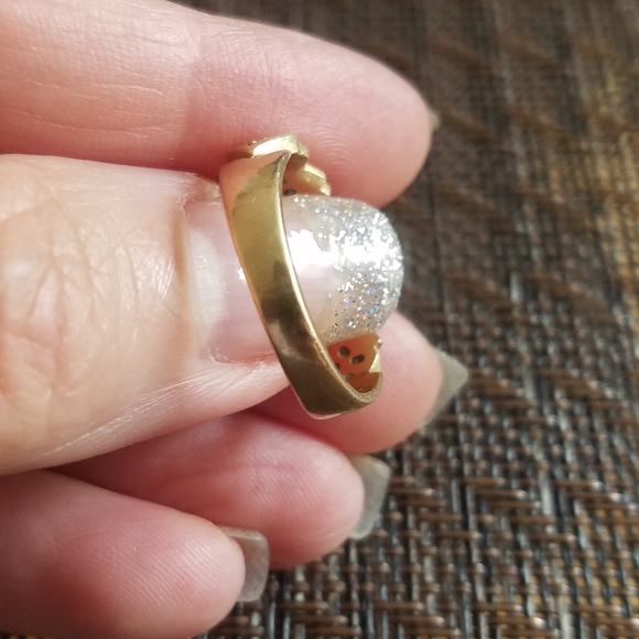 Beautiful 14k solid gold band ring w/diamonds Melisa's Finally yours - Picture 4 of 17